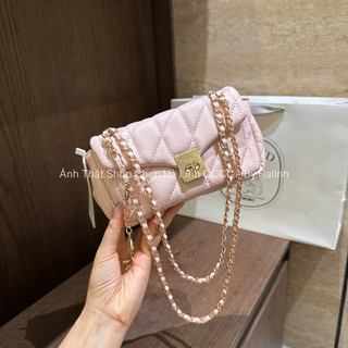 Túi Kẹp Nách Trám Dọc Da Mềm Khoá Xoay Chio