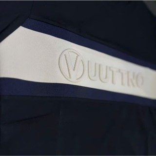 Áo Phông 04 Unisex Form Boxy Chất Vải Cotton Dày Dặn Thoáng Khí Dễ Mặc Dễ Phối Đồ Hằng Ngày