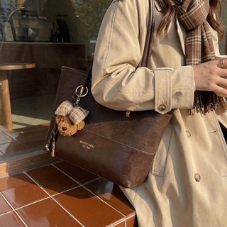 Túi xách tote công sở hai màu phối hợp đựng vừa tài liệu tặng kèm charm xinh MIE BAG