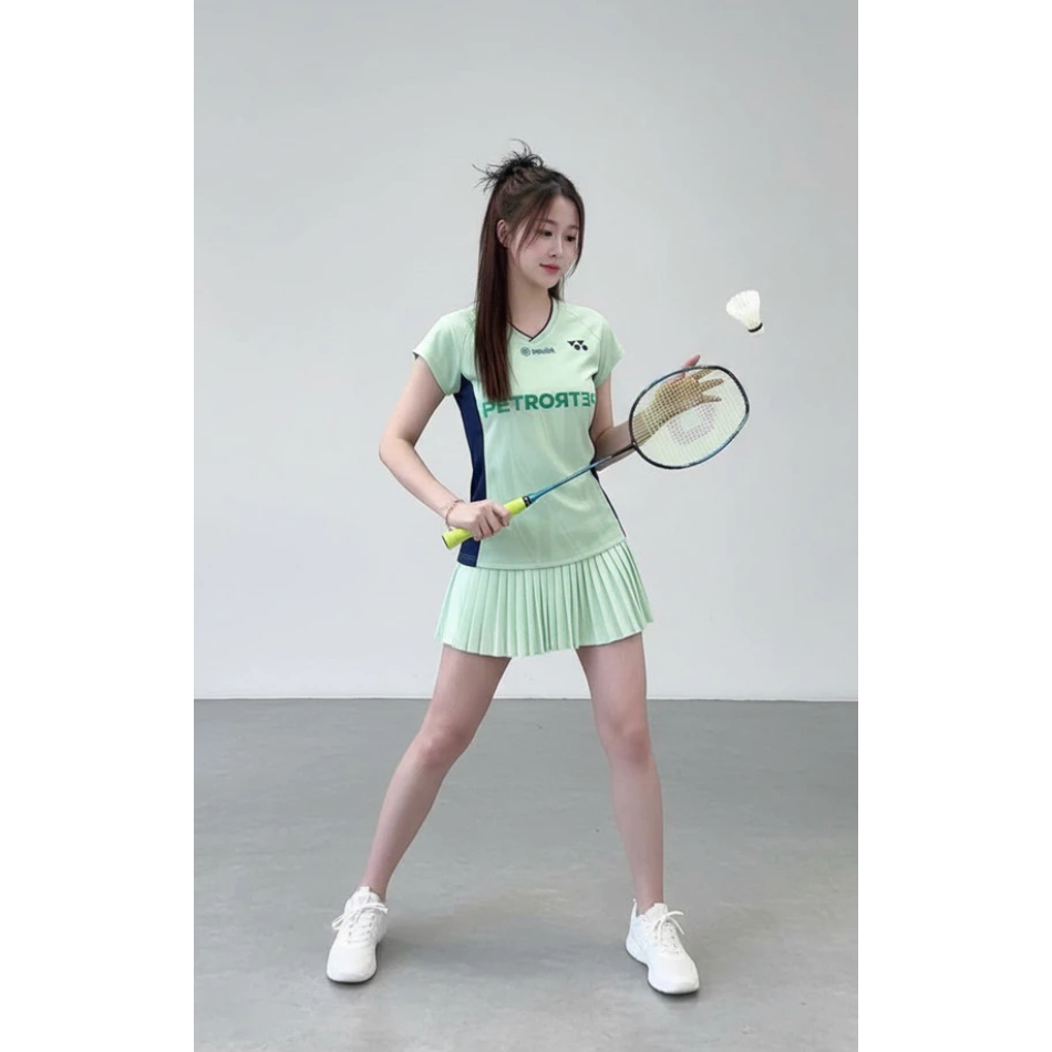 Set Nữ Áo Thun Lỗ Kim Siêu Mát + Váy Thể Thao Poli Sz 40–62kg Mã GREEN05