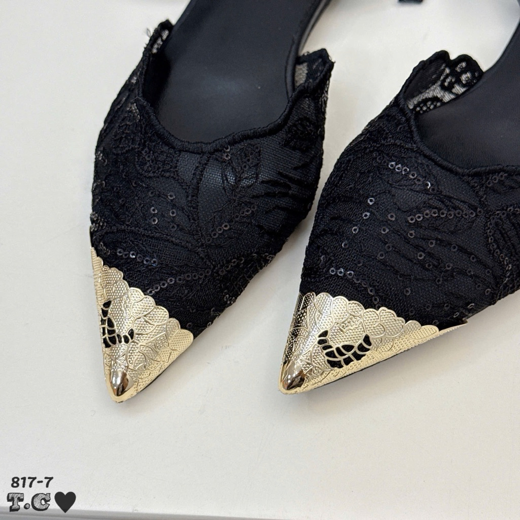 Giày bệt Jimmychoo ren mũi kim loại