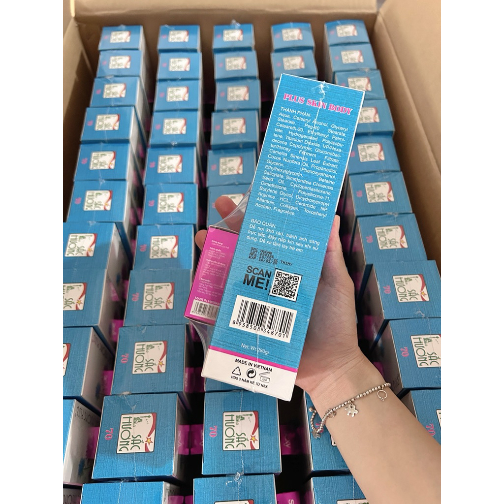 Kem body Sắc Hương Plus 280g giúp làm đều màu da,giúp da mịn màng.