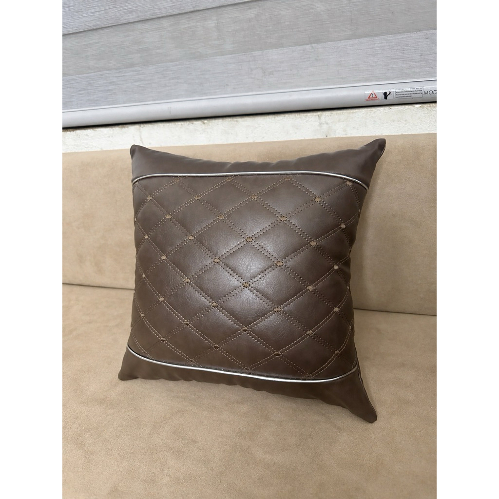 Gối trám viền bạc, Gối tựa, Gối ôm, Gối decor da Cleo hiện đại sang trọng.