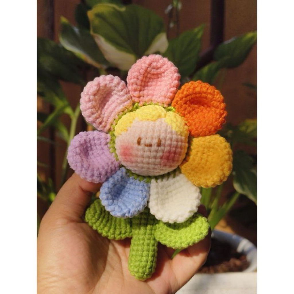 Móc khóa quà tặng hoa mochi 7 màu hoa bảy màu bằng len handmade sản phẩm thủ công