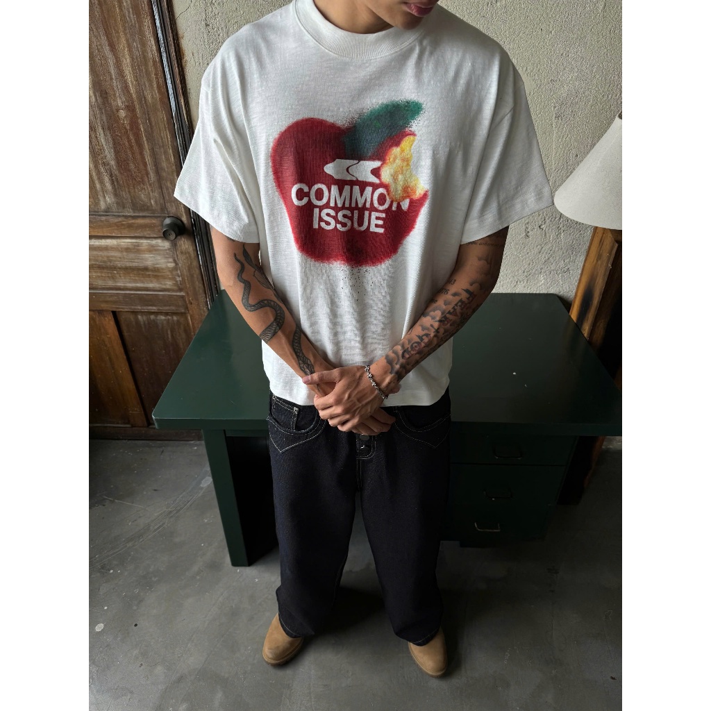 Áo Thun Form Boxy "APPLE” Chất Vải Slub Premium Cotton 250gsm Unisex Nam Nữ | Common Issue