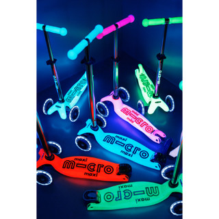 [Thuỵ Sĩ] Xe scooter Micro Mini Glow LED Plus - Bánh đèn và bàn để chân phát sáng - Bảo hành 2 năm