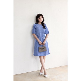 SWANLAKE | Váy Đầm Nữ Midi Suông Vải Cotton Sọc Thêu Hoa Cổ Tròn Tay Lỡ Có Túi Dạo Phố Hè D13675
