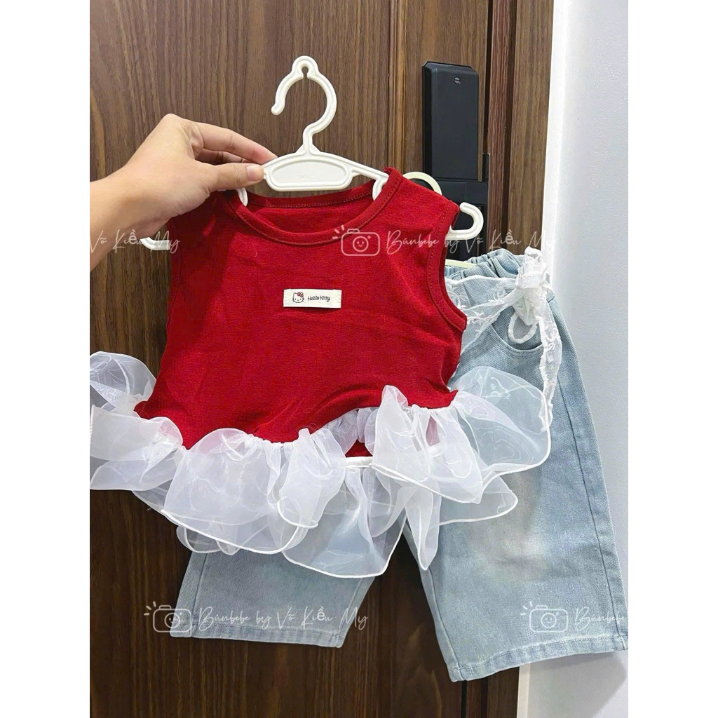 (Order) FORM NGẮN, muốn dài tăng size. Bộ quần áo sát nách bèo bồng đỏ kèm quần jean ống xuông KÈM KHĂN bé gái mùa hè
