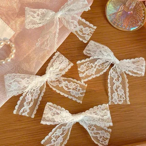Kẹp Tóc Ren Nơ 𝐒𝐚𝐦𝐩𝐭𝐲 Xinh Phối Túi Đi Biển, Cực Dễ Thương