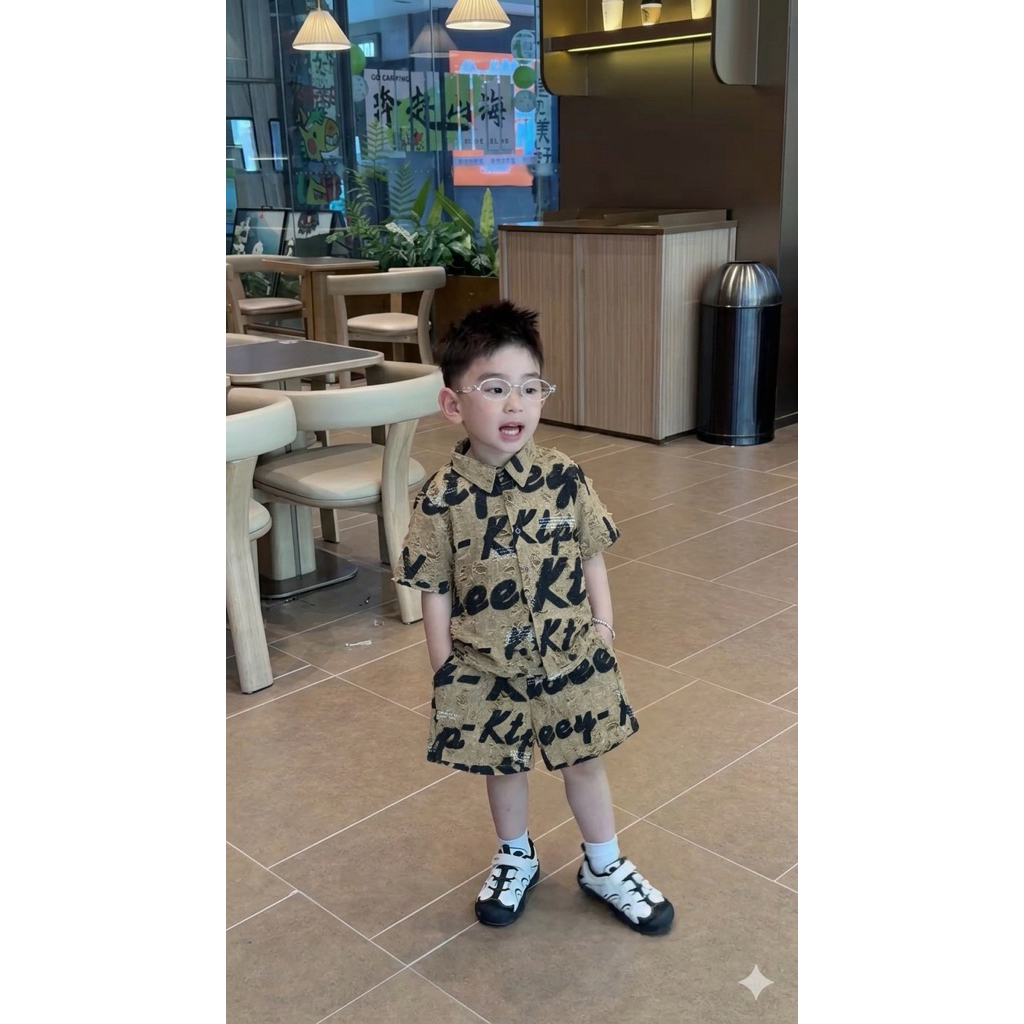 Bộ Sơ Mi Rách Chữ Bé Trai 15-45kg họa tiết đơn giản chất cotton dệt thoáng mát