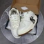 MLB CHUNKY LINER LOW WHITE GUM Code: 3ASXCA12N-50IVS