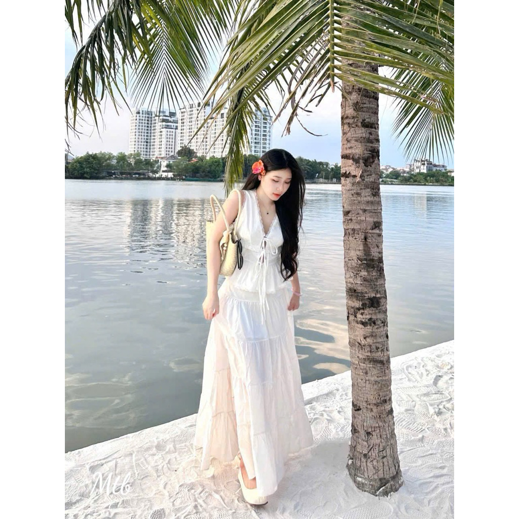 Set áo kiểu sát nách thắt nơ ngực phối chân váy dài xẻ tà màu trắng Set đồ nữ dễ thương mặc đi biển đi chơi