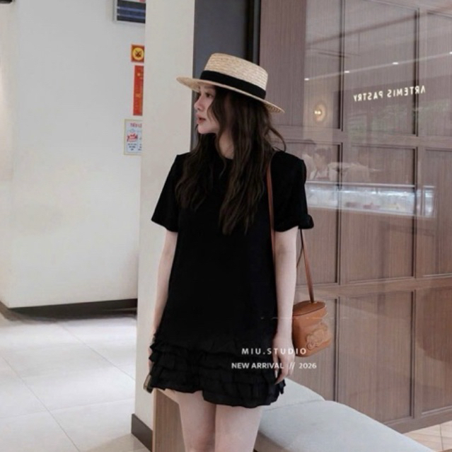 Váy suông dáng ngắn cổ tròn phối chân bèo tầng sanh chảnh, Váy babydoll from rộng tay ngắn phong cách basic trẻ trung