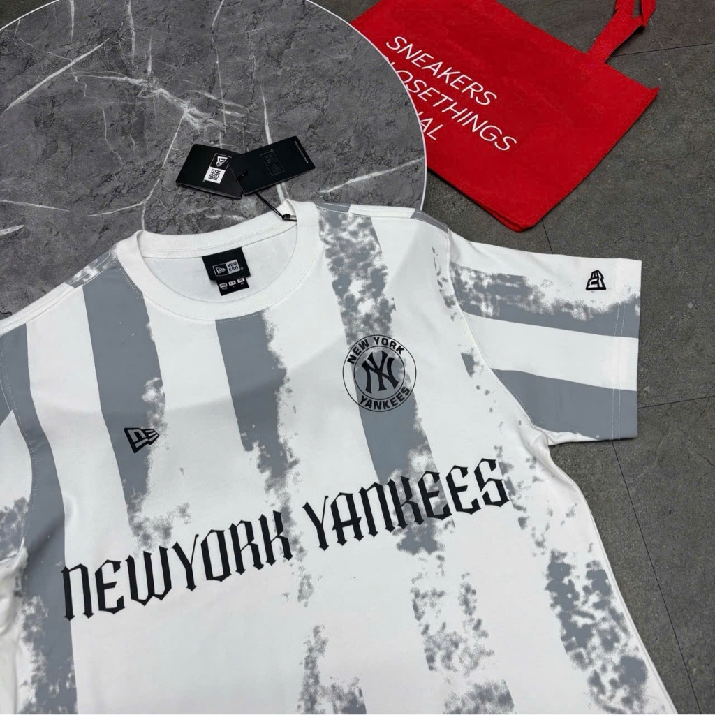 Áo thun New Era New York Yankees Black & White Stripe Wash – 13556529