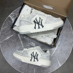 Giày MLB Chunky Liner Denim Classic Mono New York Yankees Xám - 3ASXCLD4N-50GRS