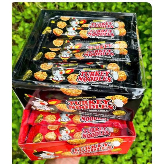 Hộp 30 gói mỳ tôm viên cay gà khè lửa, mì tôm ăn sống vị gà cay Thái Lan 20g dạng viên giòn tan, tiện lợi, cực cuốn.