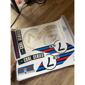 Tem số 7 kim tuyến chuẩn trung dành cho xmen (tặng kèm logo crom TH Racing)