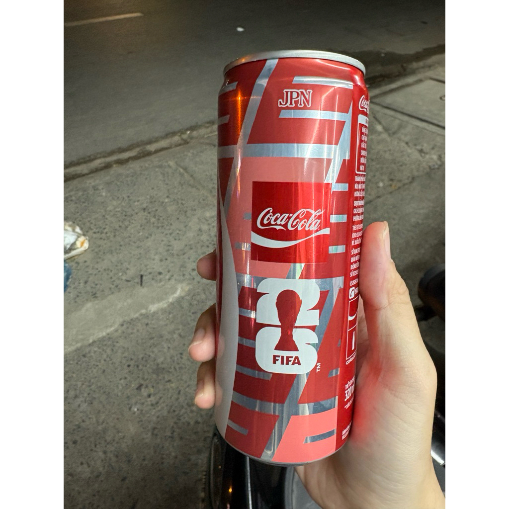 Lon Coca cola phiên bản đội tuyển Nhật Bản (Japan) kỉ niệm world cup 2026