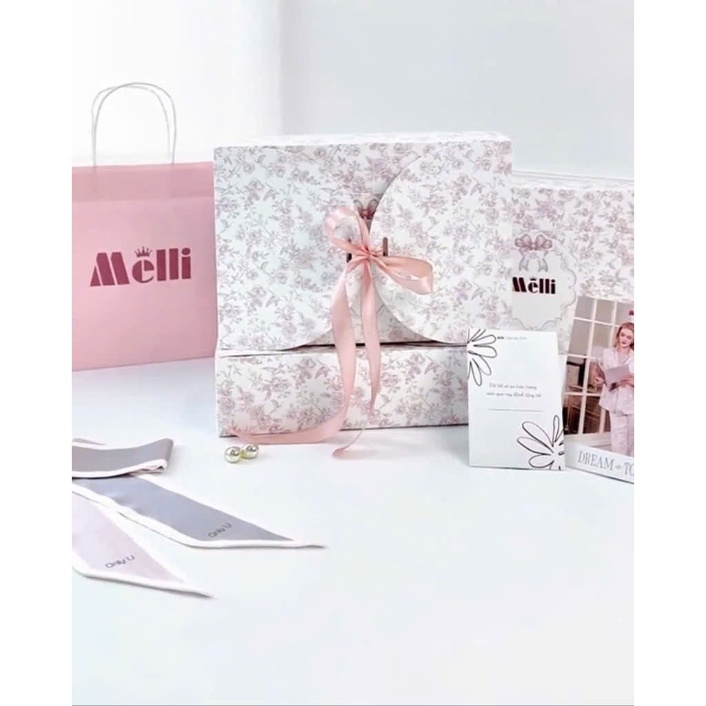 Hộp quà tặng và túi đ