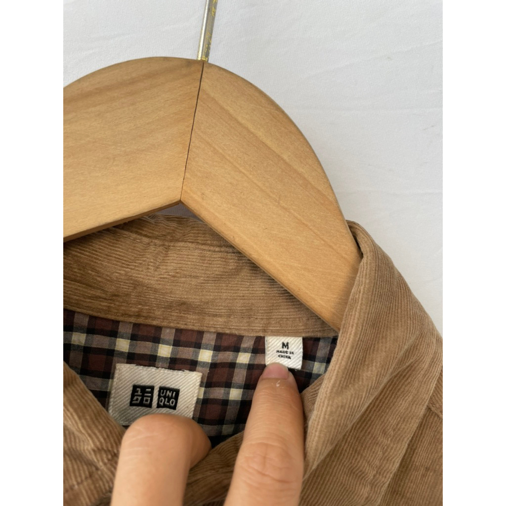 Áo nhưng tăm Nam Unilo size M mới toanh siêu xình