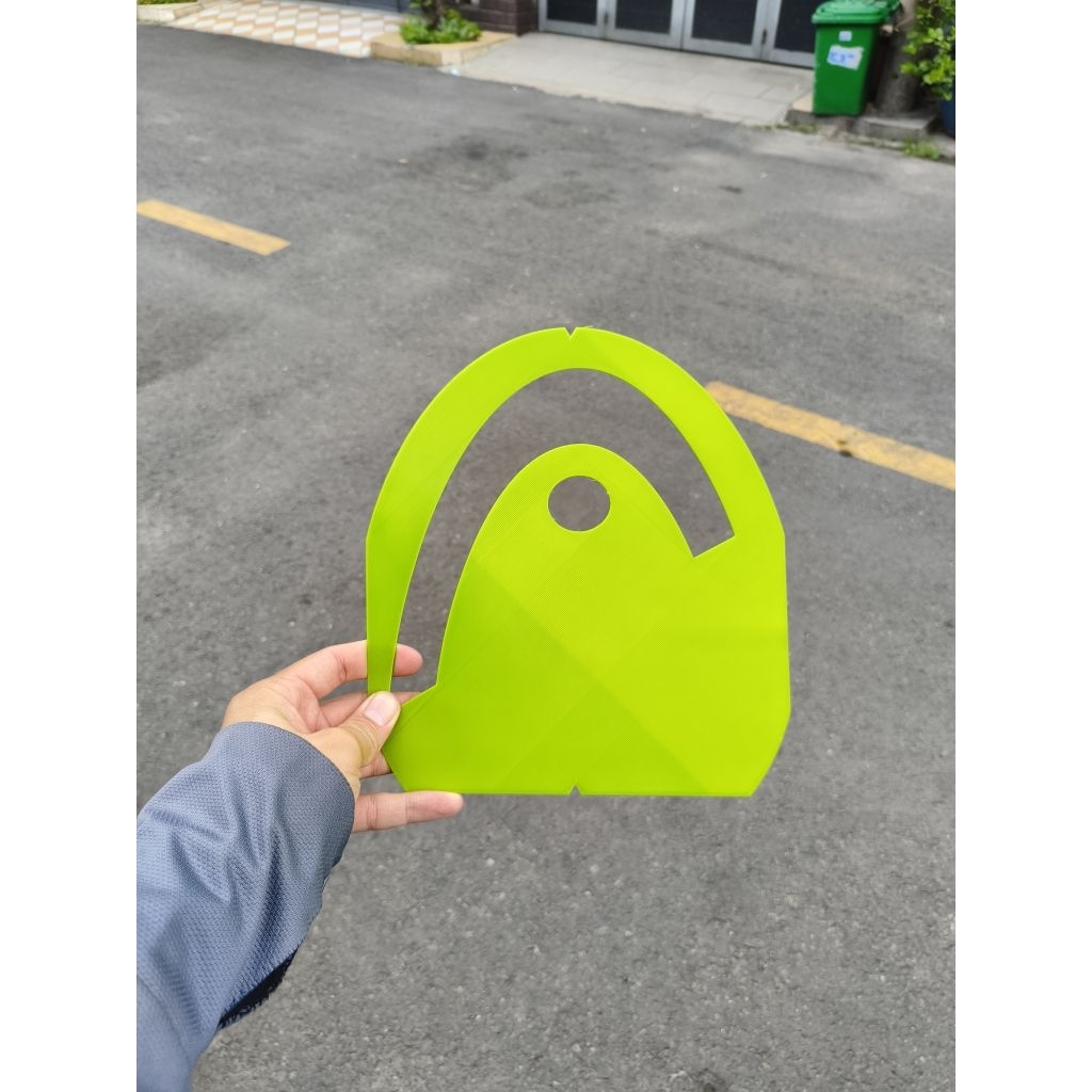 Khung vẽ logo vợt TYPTI