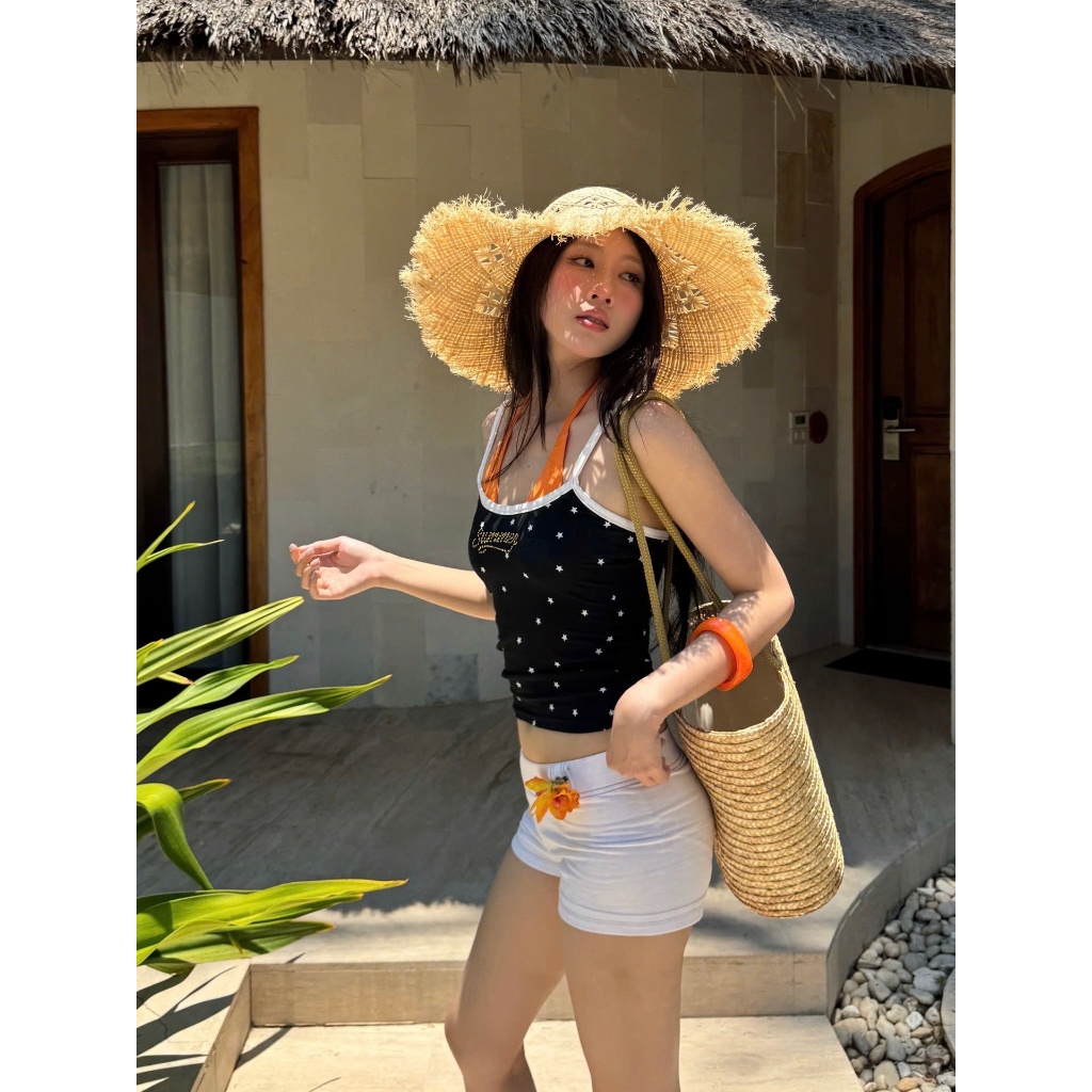 Calem.Club - Áo 2 dây nữ Bling Top chữ summer đính đá, in ngôi sao, có dây buộc cổ, form ôm co giãn, style Y2K Hàn Quốc