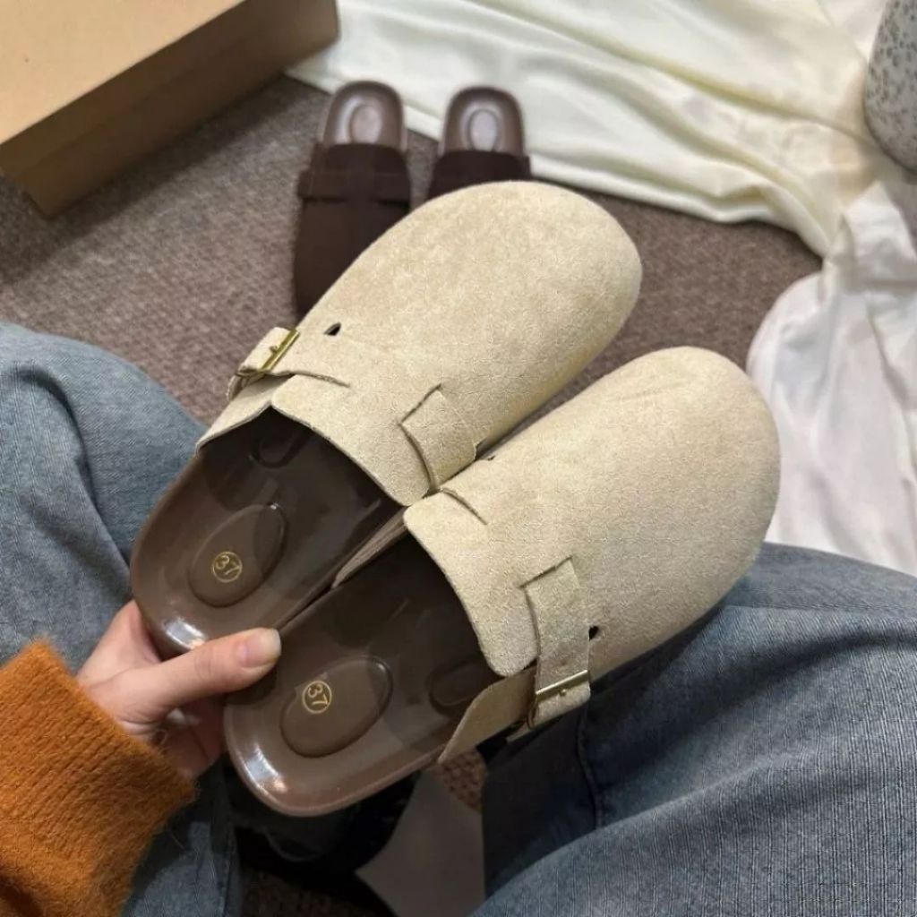 Sục Nữ, Sục Slip-On Giày Sục Lười Nữ Da Lộn Đế Cao 3cm Khóa Vắt Ngang N57 || AnshoesDynasty