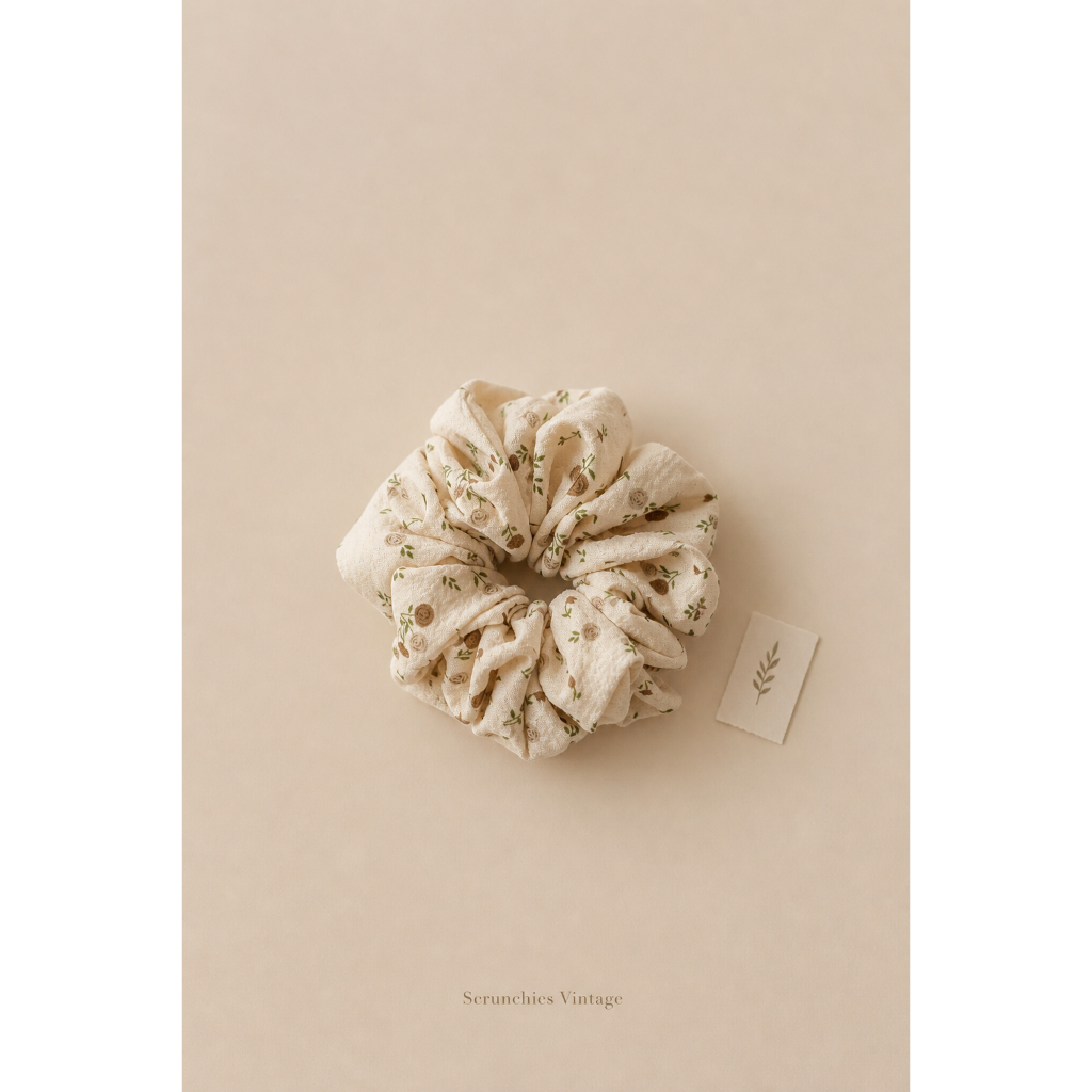 Scrunchies Vintage & Silk Collection – Dây Buộc Tóc Bản Lớn Họa Tiết Hoa Nhí & Lụa Satin Cao Cấp