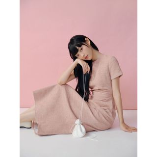 Đầm OLV cổ tròn dáng ôm High Neck Midi Dress nữ tính nhiều màu