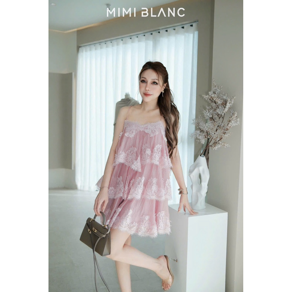 Đầm 2 dây tơ tầng viền ren Mimi Blanc