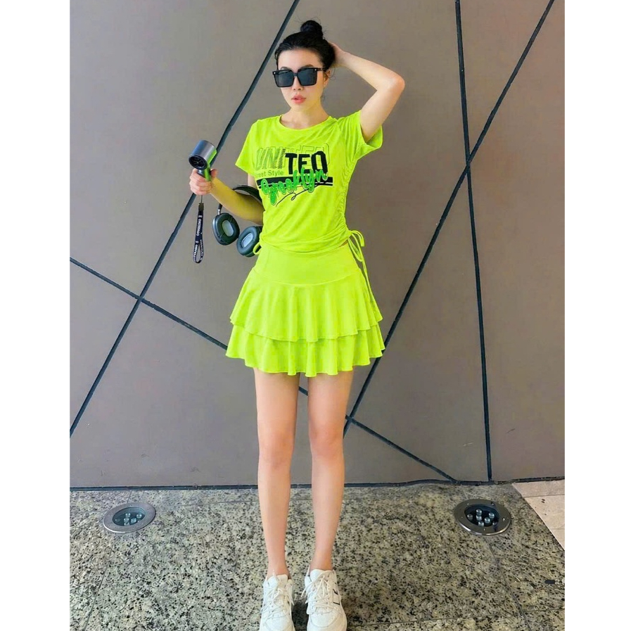 Bộ croptop váy xoè đơn giản dễ mặc kín đáo tập aerobic, đi bơi, nhảy shuffler dance,...
