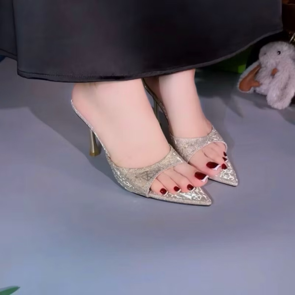 [D30] Dép cao gót VANA FASHIONSHOES  , sandal cao gót mũi nhọn đế đỏ chất kim sa gót nhọn 7p,9p