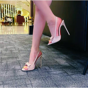 CAO GÓT HỖ MŨI ĐÍNH NƠ SANG CHẢNH, MÀU KEM