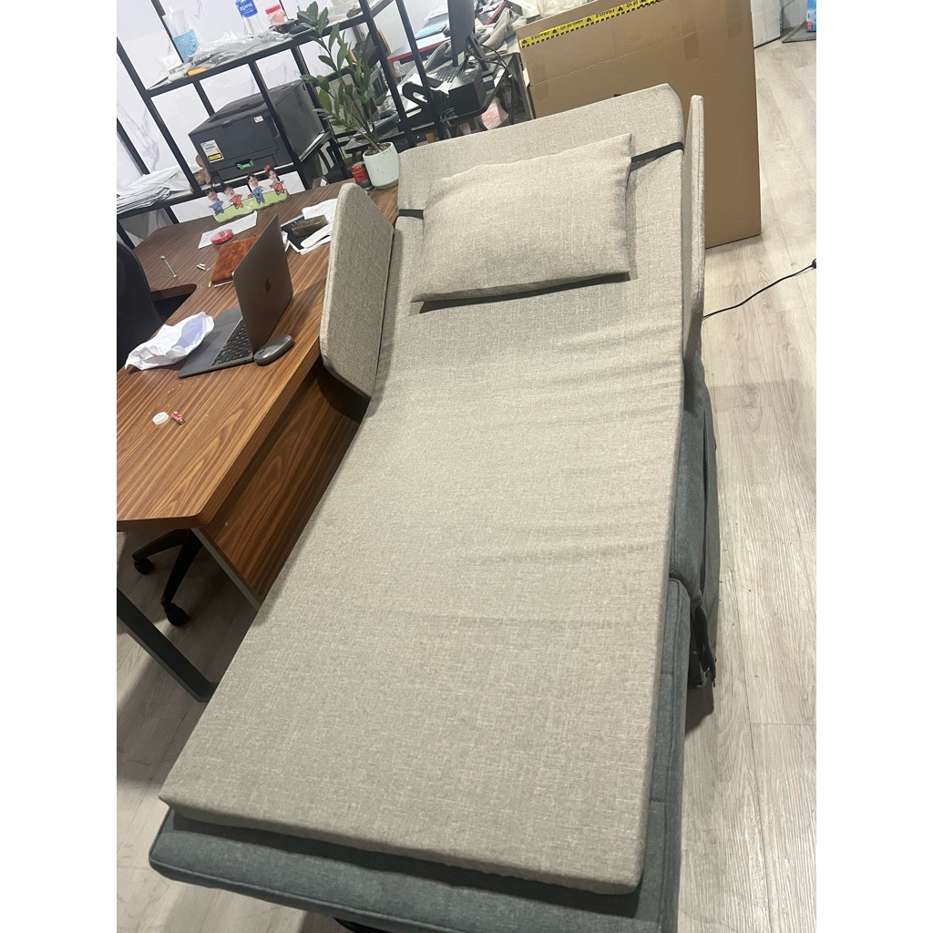 Giường nâng hạ tự động