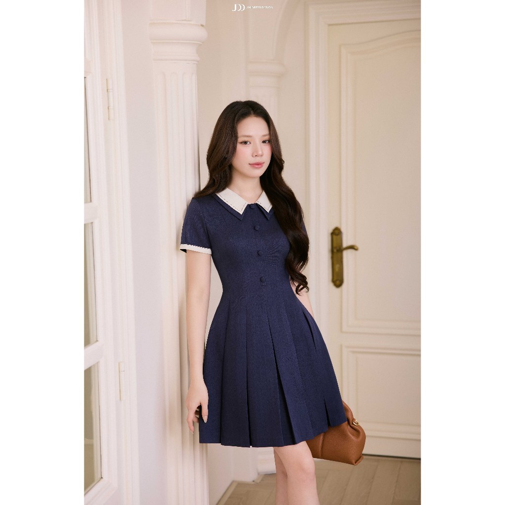Đầm Xuân Hè Cổ Đức 2 Lớp, Chân Xếp Ly Chụm 1S24.2604, Đầm Mini Công Sở Trẻ Trung Phong Cách Hiện Đại Nữ Tính By JM Dress