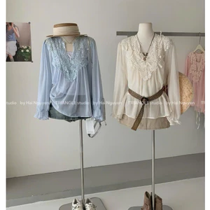 TRIANGLE - Frence Blouse New Ver26 (Cân nhắc kỹ, return is not welcomed) - Áo voan tơ thêu phong cách Pháp kèm áo 2 dây