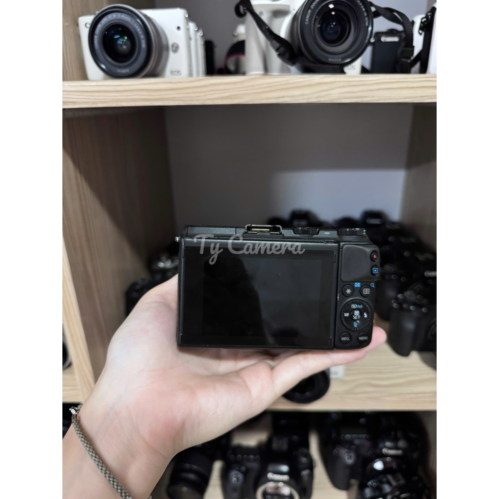 Máy ảnh CANON M3 mới 94-96% đẹp không lỗi (kèm full phụ kiện) | BigBuy360 - bigbuy360.vn