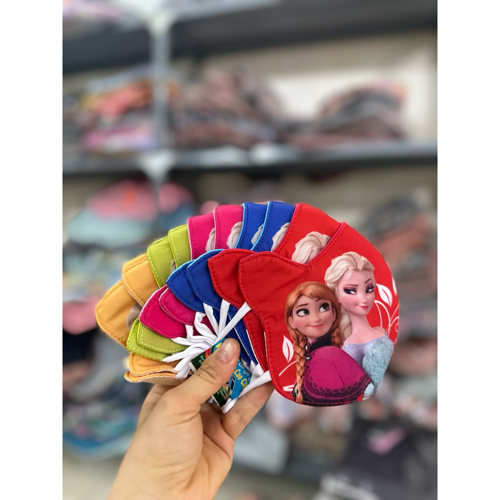 Combo 10 Khẩu Trang Vải Cho Bé Thoáng Mát Dễ Thở Không Bí