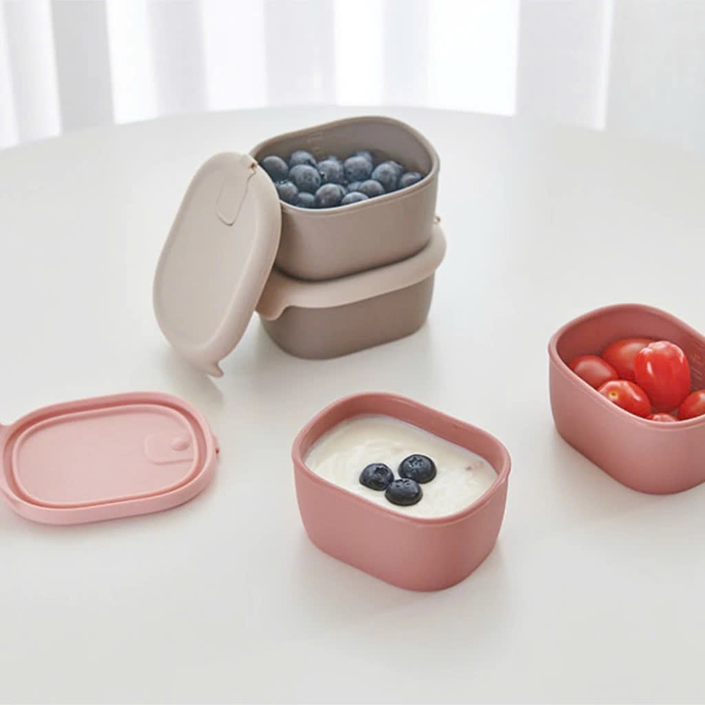 Hộp Bảo Quản Thực Phẩm, Đồ Ăn Dặm Cho Bé Firgi Hàn Quốc Platinum Silicone Có Nắp Đậy Kín Khí 200ml