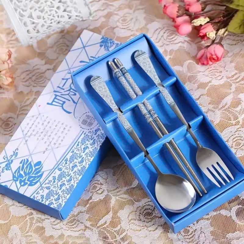 Bộ Muỗng Đũa Nĩa Inox Khắc Hoa Văn Cao Cấp, Bộ Dụng Cụ Ăn Uống Kèm Hộp Sang Trọng