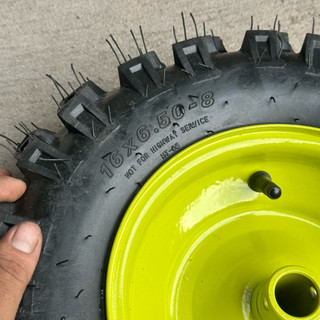 Bánh Máy Cày vỏ dày không ruột tải trọng cao - bánh hơi mới chưa dùng có trầy sơn ít