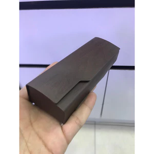 hộp đựng kính mắt bằng thiếc bọc da pu chắc chắn - phù hợp đựng kính cận, kính lão hoặc loại kính mát nhỏ gọn