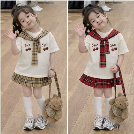 Set đồ bé gái mùa hè phong cách Hàn Quốc áo thun cổ thủy thủ thêu cherry kèm chân váy caro xếp ly