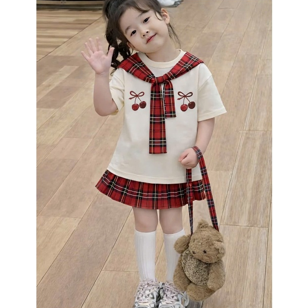 Set đồ bé gái mùa hè phong cách Hàn Quốc áo thun cổ thủy thủ thêu cherry kèm chân váy caro xếp ly