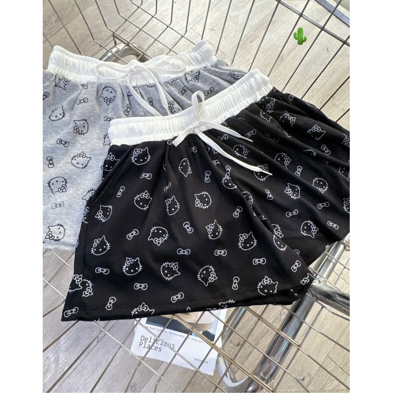 Quần Short Đùi  Cạp Trắng Hoạ Tiết Mèo Hello Kitty In Kín Cực Dễ Thương Cho Nam Và Nữ