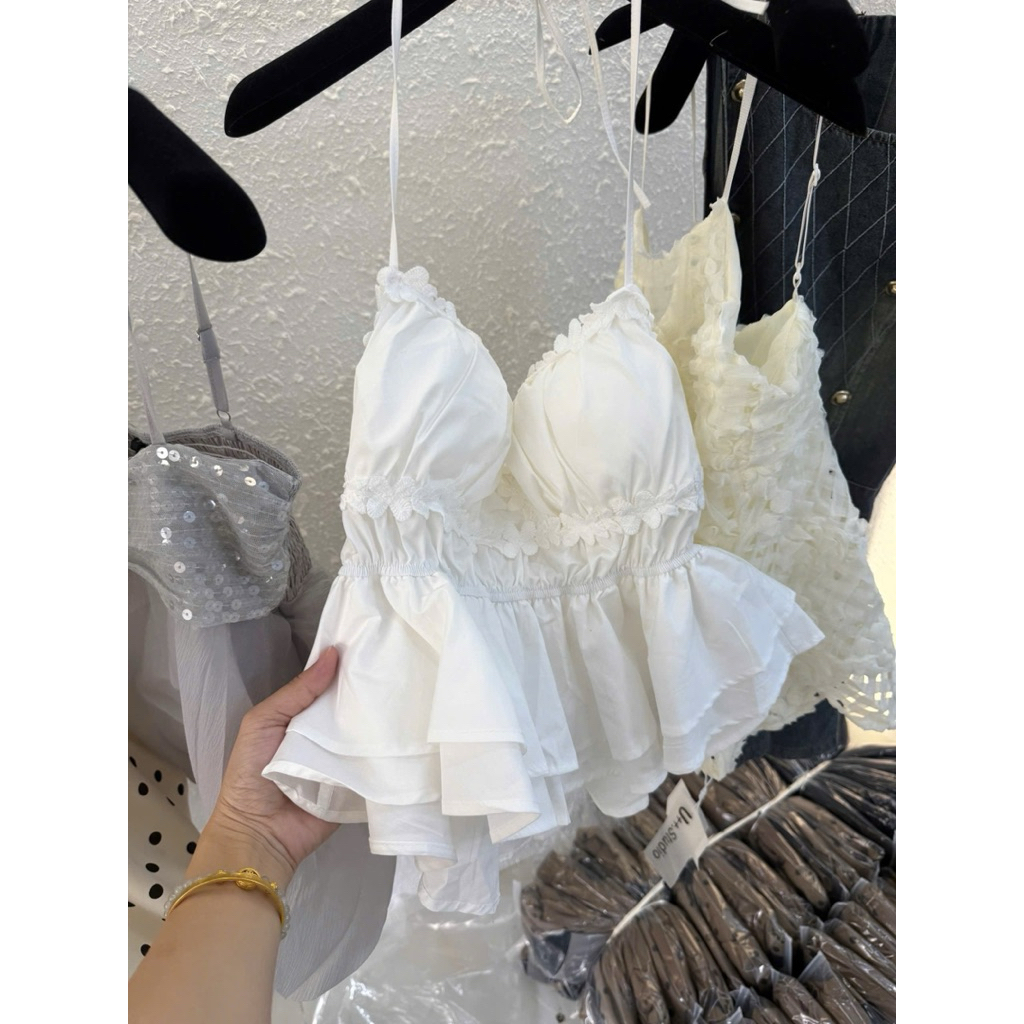 Áo 2 dây cúp ngực phối dây hoa viền mix đồ xinh xỉu