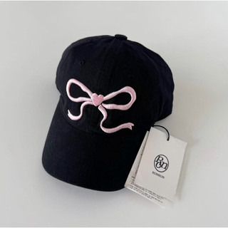 Mũ lưỡi trai Heart Ribbon Ball Cap (one size)