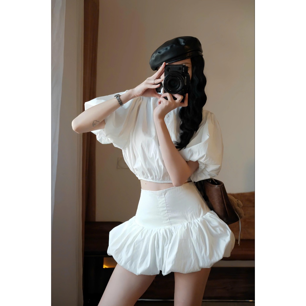 Set Áo Sơ Mi Nữ Tay Bồng Croptop Kèm Chân Váy Bí Cạp Chun Xinh Xắn Đi Chơi Joolate 1857