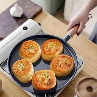 Chảo làm bánh, Chảo chiên gang chống dính dày, Chảo chiên trứng tay cầm bằng gỗ 20 / 26cm