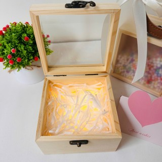 (Tặng ruy băng, thiệp) Hộp gỗ sang trọng đựng quà tặng kt 12*12*8cm, tặng kèm thiệp và ruy băng